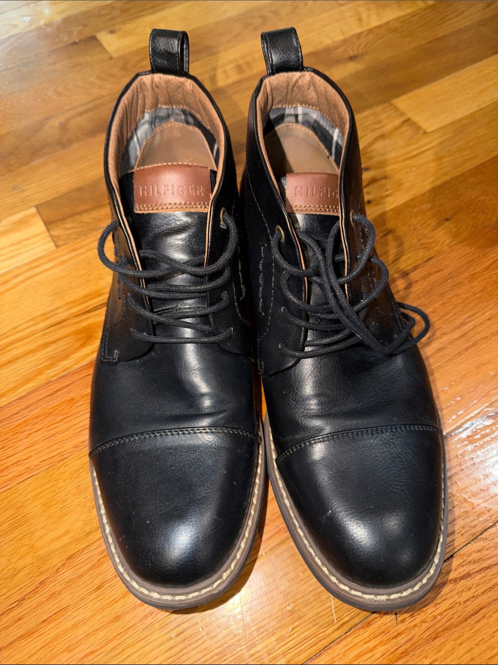 Tommy Hilfiger Black Leather Chukka Boots with Tan Accents